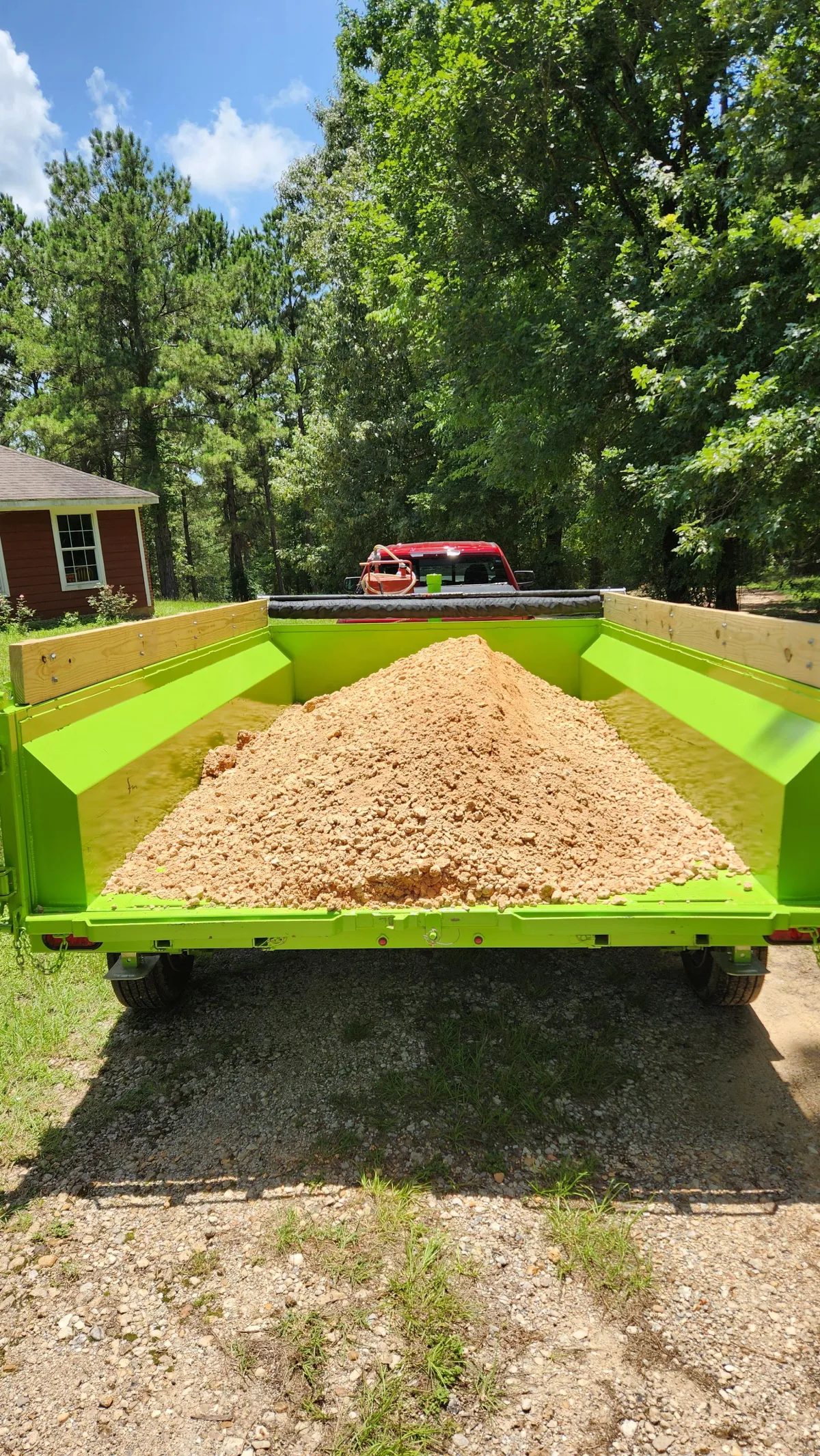Sweet Pea dump trailer thumbnail 3 - Heavy duty dump rental