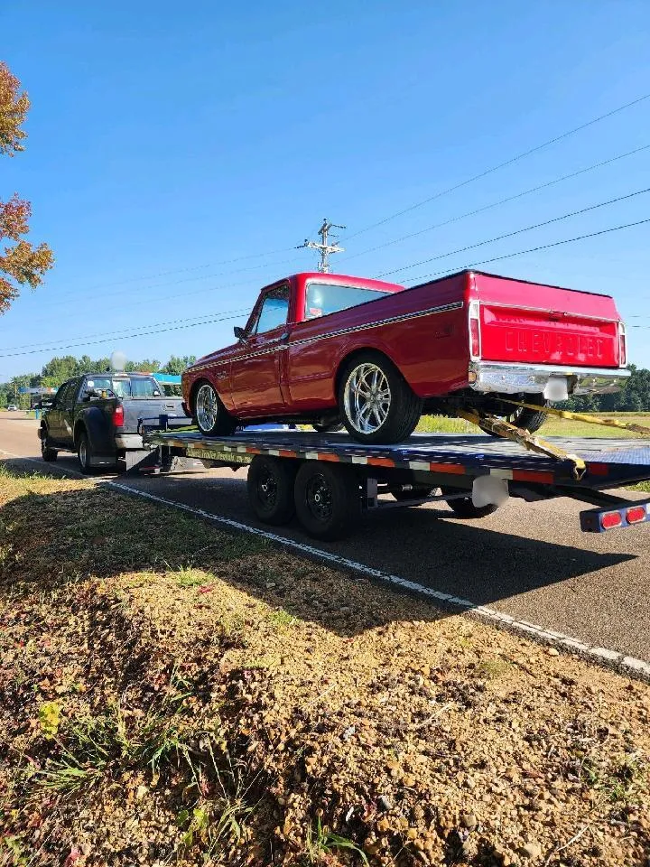 Thing 2 equipment trailer thumbnail 4 - Professional deckover rental