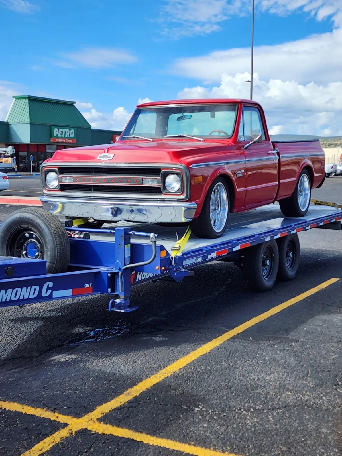 Thing 2 equipment trailer thumbnail 5 - Diamond C trailer Coldspring
